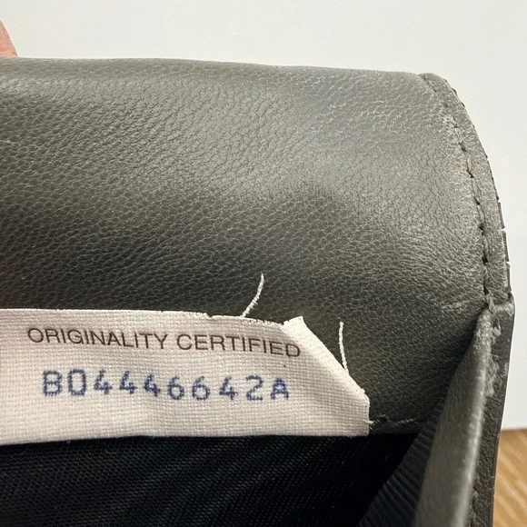 Bottega Veneta Black Long Fold-Over Wallet - Picture 12 of 12